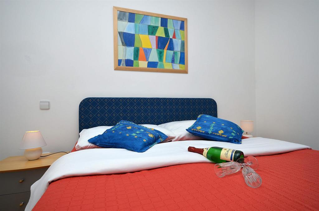 Apartments Danica Водице Екстериор снимка