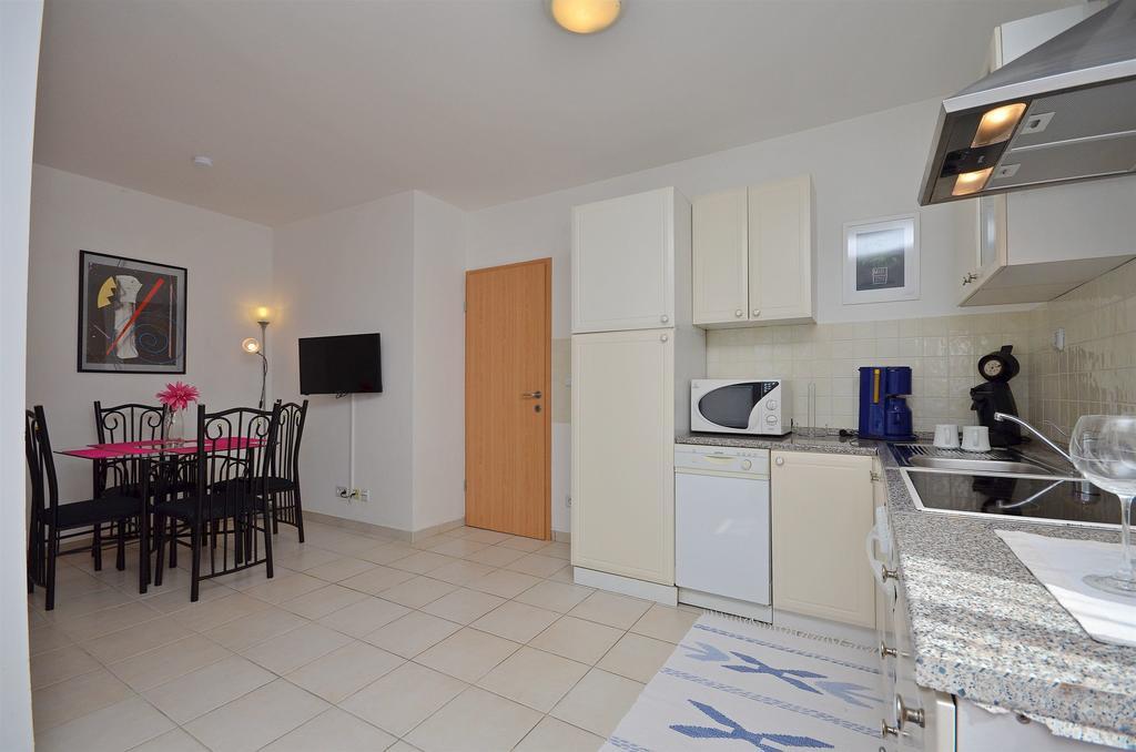 Apartments Danica Водице Екстериор снимка