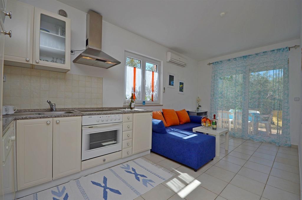 Apartments Danica Водице Екстериор снимка
