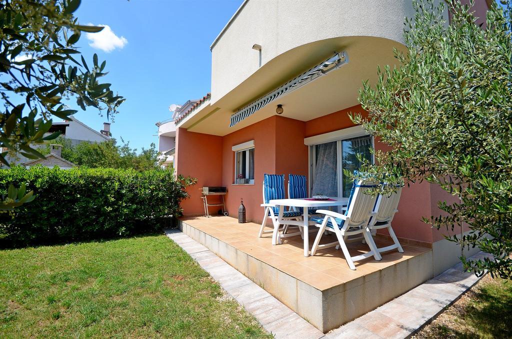 Apartments Danica Водице Екстериор снимка